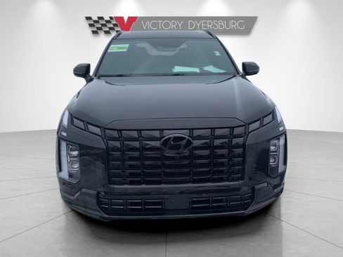 Used 2024 Hyundai Palisade Calligraphy image 3