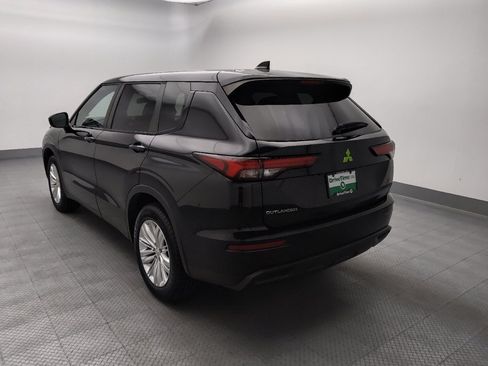 Used 2022 Mitsubishi Outlander ES AWD/4WD image 5