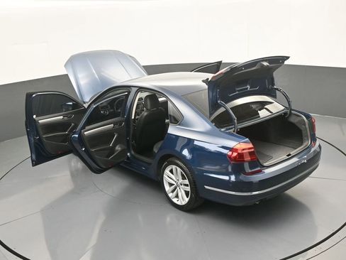 Used 2019 Volkswagen Passat 2.0T Wolfsburg image 58