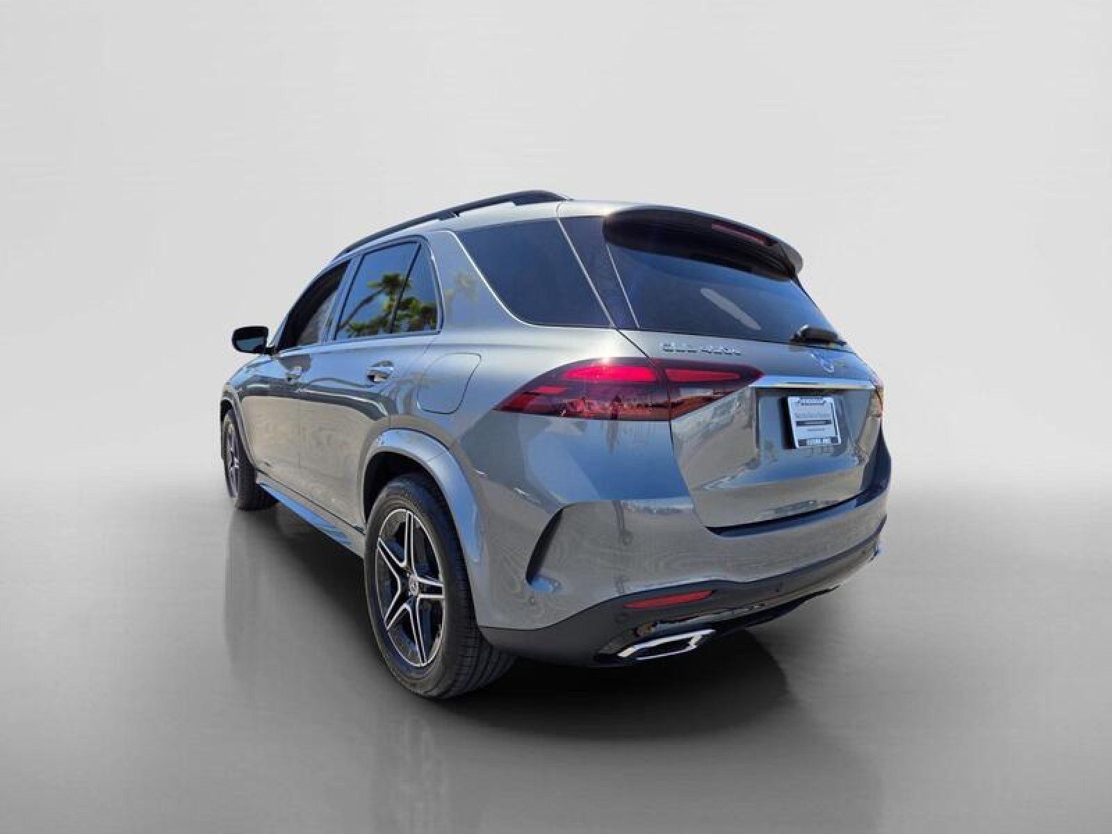 New 2026 Mercedes-Benz GLE 450e 4MATIC image 3