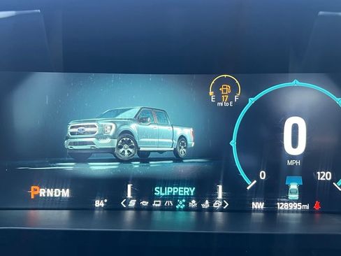 Used 2021 Ford F150 Platinum w/ Equipment Group 701A High AWD/4WD image 29