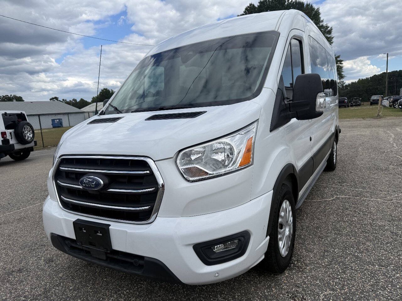 Used 2020 Ford Transit 350 XLT RWD image 13