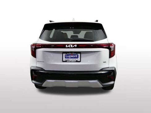 Certified 2024 Kia Seltos EX AWD/4WD image 10