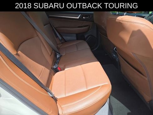 Used 2018 Subaru Outback 3.6R Touring AWD/4WD image 13
