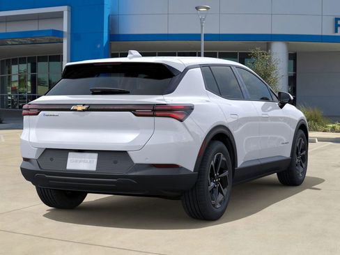 New 2026 Chevrolet Equinox EV LT w/ LPO, All-Weather Mat Package image 4