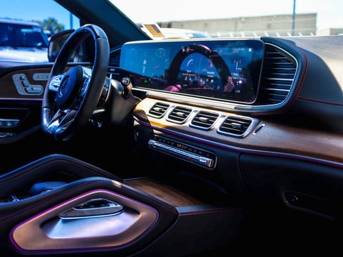 Used 2023 Mercedes-Benz GLE 53 AMG 4MATIC Coupe image 18