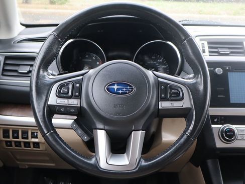Used 2015 Subaru Outback 2.5i Limited AWD/4WD image 18