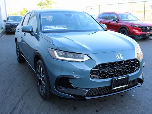 New 2026 Honda HR-V EX-L image 4