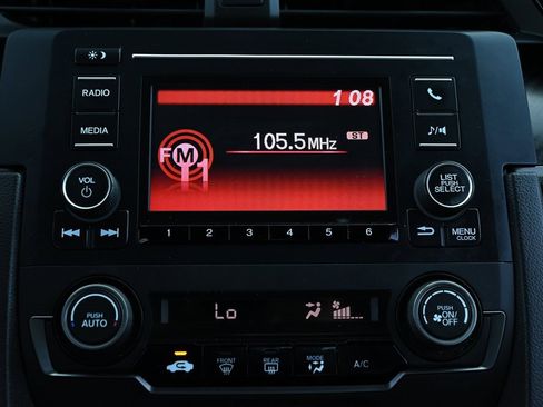 Used 2019 Honda Civic Sport image 24