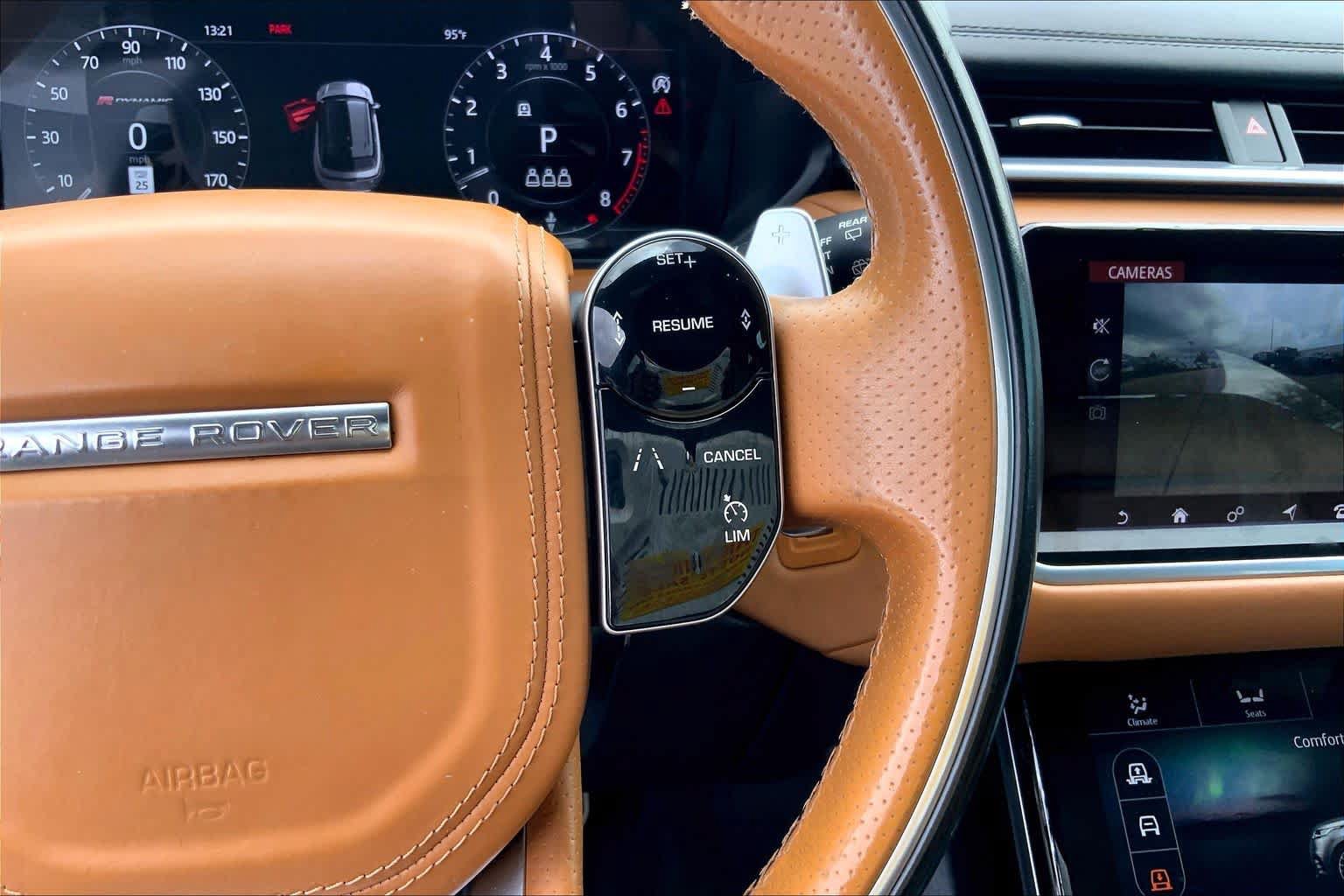 Used 2019 Land Rover Range Rover Velar R-Dynamic SE AWD/4WD image 25