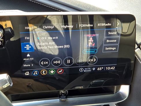 Used 2023 Chevrolet Corvette Stingray w/ Z51 Performance Package image 20