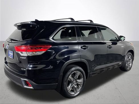 Used 2019 Toyota Highlander Limited image 6