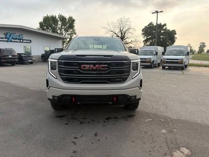 New 2026 GMC Sierra 1500 AT4 w/ AT4 Premium Package