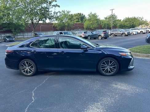 Used 2021 Toyota Camry XLE w/ Navigation Package AWD/4WD image 2