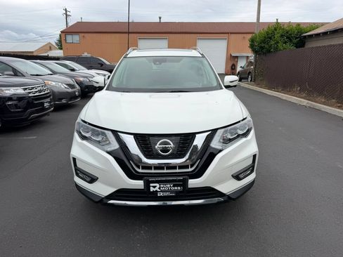 Used 2017 Nissan Rogue SL w/ SL Premium Package AWD/4WD image 2