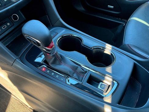 Certified 2022 Chevrolet Equinox RS w/ RS Leather Package image 14