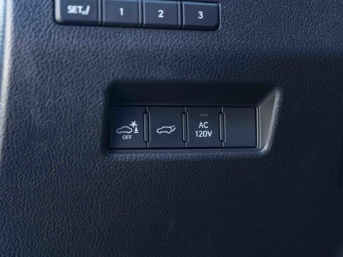 Used 2024 Lexus GX 550 AWD/4WD image 39