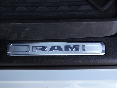 Used 2022 RAM 1500 Laramie image 18