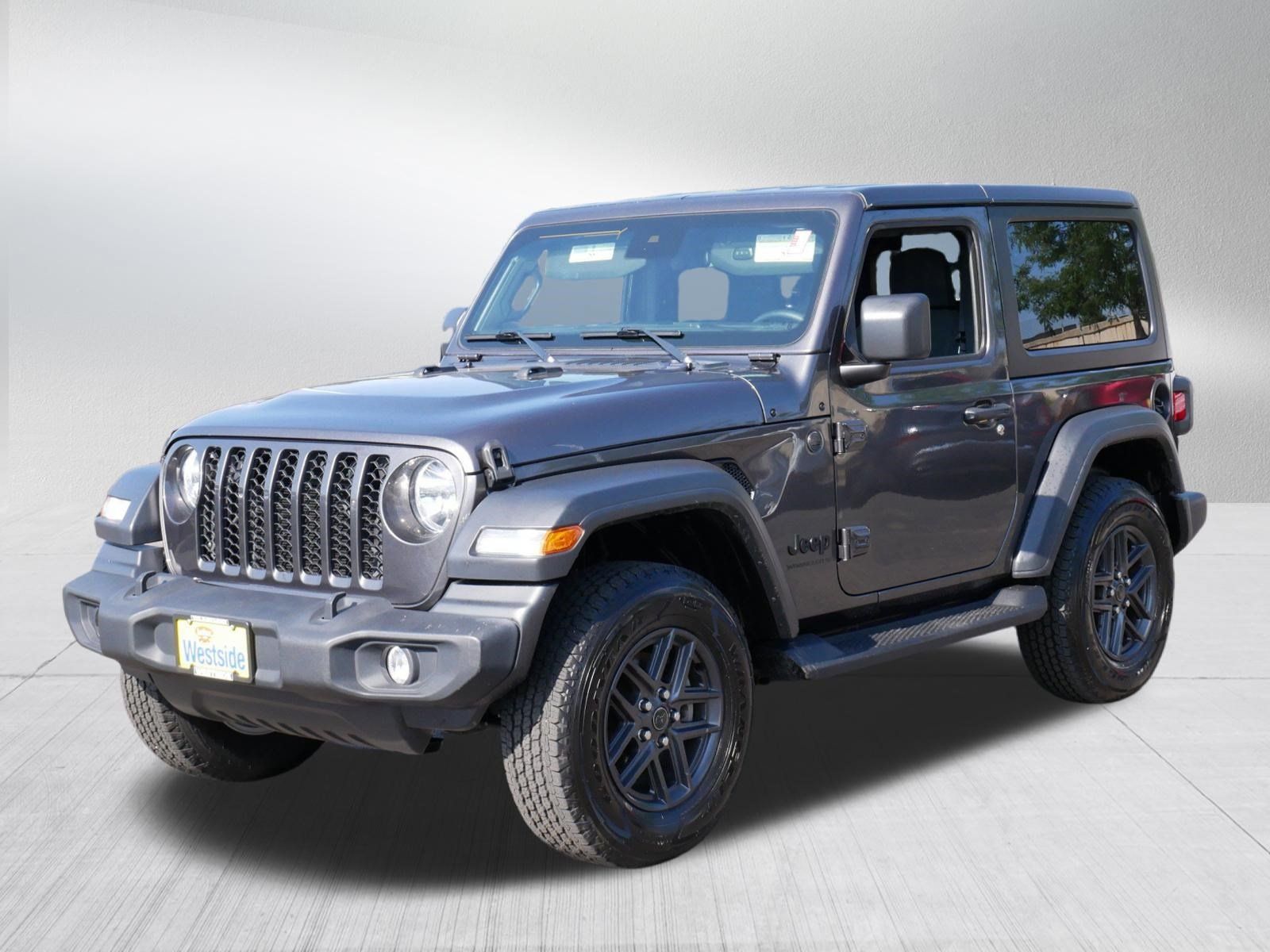 Used 2024 Jeep Wrangler Sport AWD/4WD image 3
