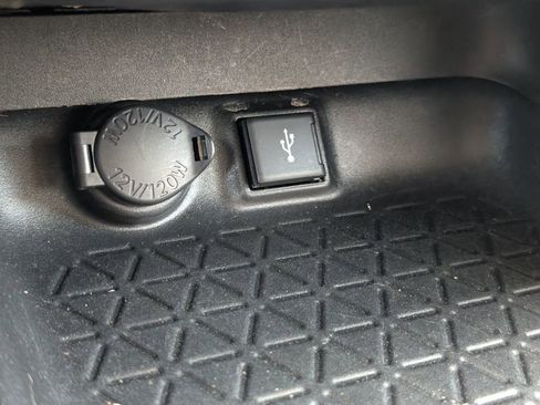 Used 2022 Toyota RAV4 XLE w/ Convenience Package AWD/4WD image 22