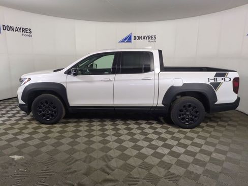 Certified 2023 Honda Ridgeline Black Edition image 2