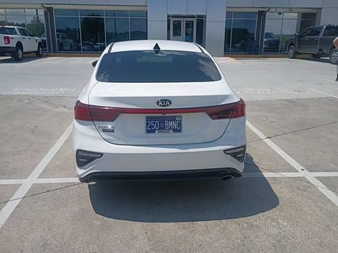 Used 2020 Kia Forte LXS FWD image 6