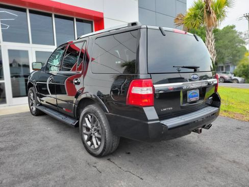 Used 2017 Ford Expedition Limited AWD/4WD image 6