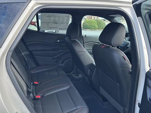 New 2026 Chevrolet Trax RS w/ Driver Confidence Package image 11