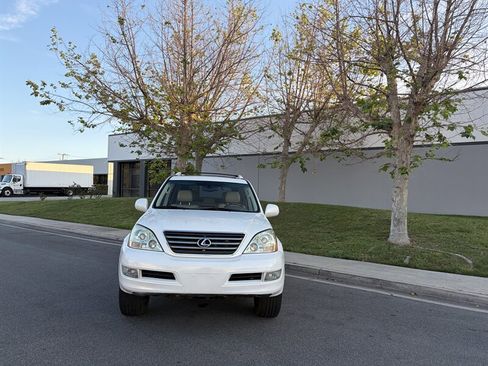 Used 2004 Lexus GX 470 image 3