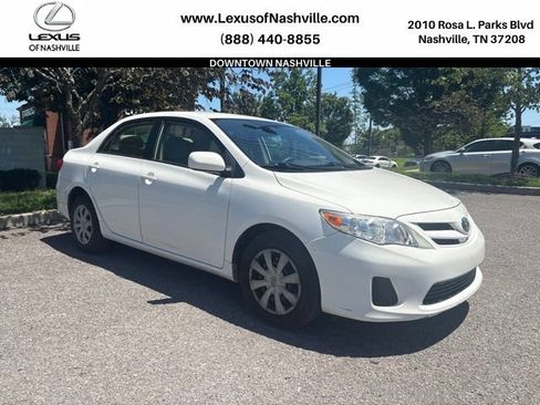 Used 2011 Toyota Corolla LE FWD image 1