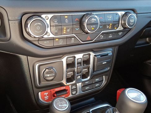 New 2026 Jeep Gladiator Rubicon image 11