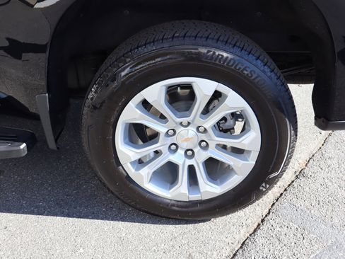 Used 2024 Chevrolet Silverado 1500 LTZ w/ Technology Package image 41