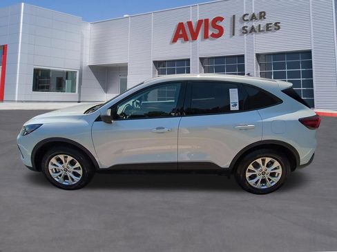 Used 2025 Ford Escape Active AWD/4WD image 10