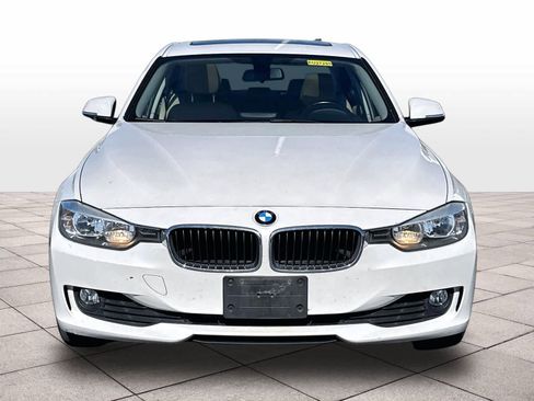 Used 2015 BMW 320i Sedan RWD image 2