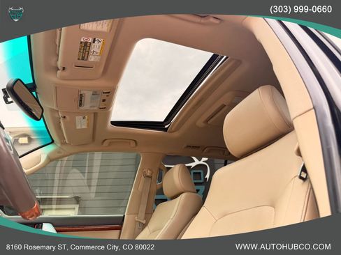 Used 2015 Toyota Land Cruiser AWD/4WD image 40
