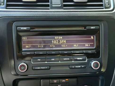 Used 2013 Volkswagen Jetta S FWD image 7