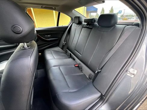 Used 2014 BMW 328i Sedan RWD image 21