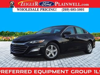 Used 2022 Chevrolet Malibu LS image 1