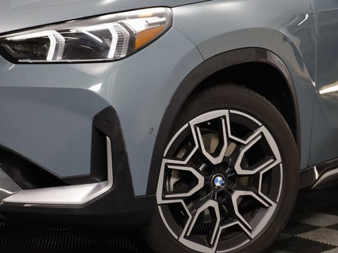 Certified 2023 BMW X1 xDrive28i w/ Premium Package image 3