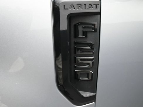 Used 2021 Ford F250 Lariat AWD/4WD image 25