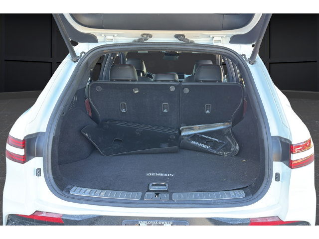 Used 2022 Genesis GV70 3.5T Sport w/ Sport Prestige Package AWD/4WD image 25