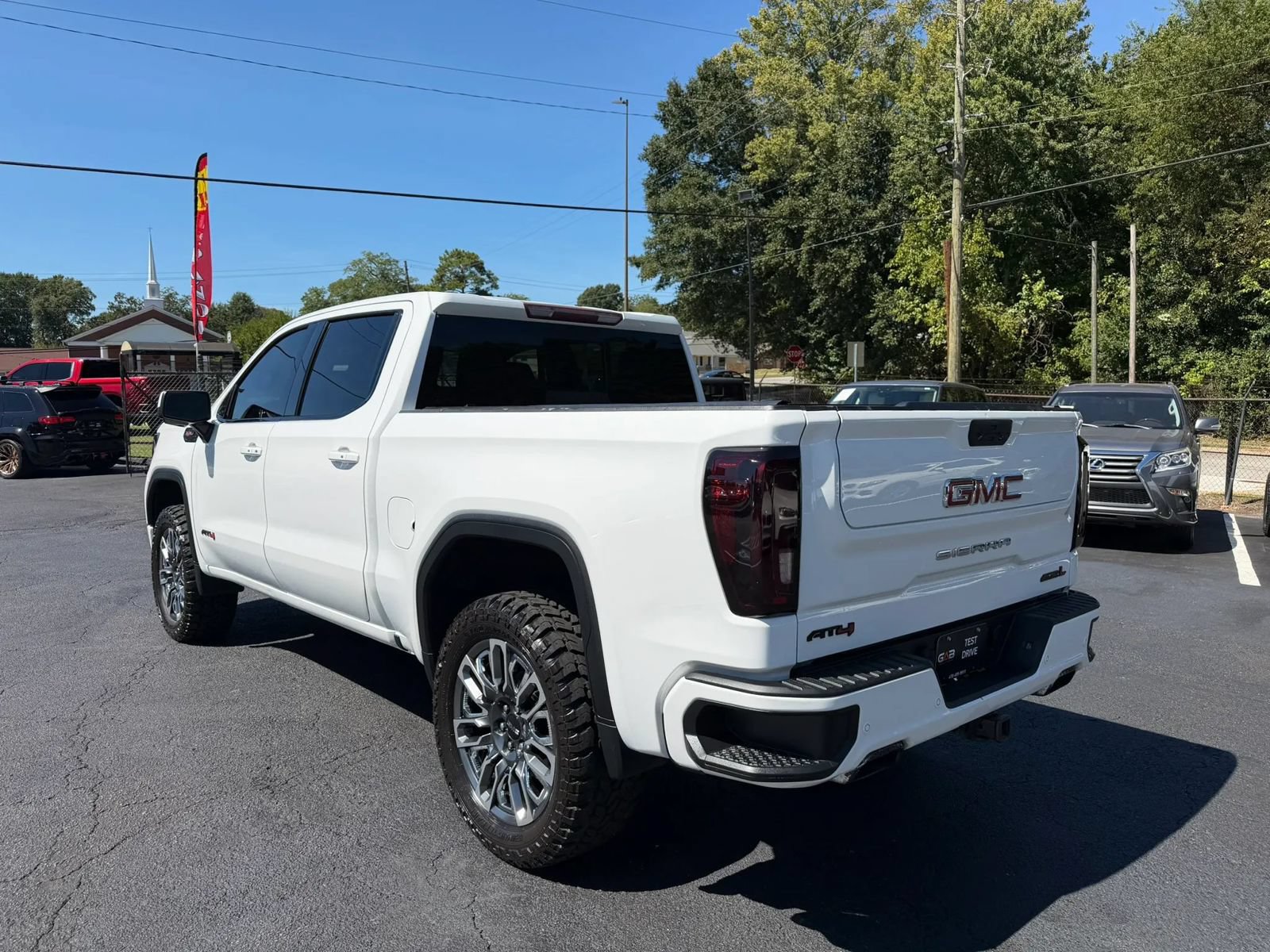 Used 2019 GMC Sierra 1500 AT4 w/ AT4 Premium Package AWD/4WD image 7