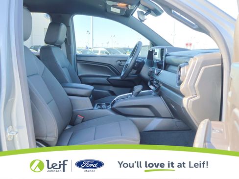 Used 2024 Chevrolet Colorado Trail Boss w/ Technology Package image 30