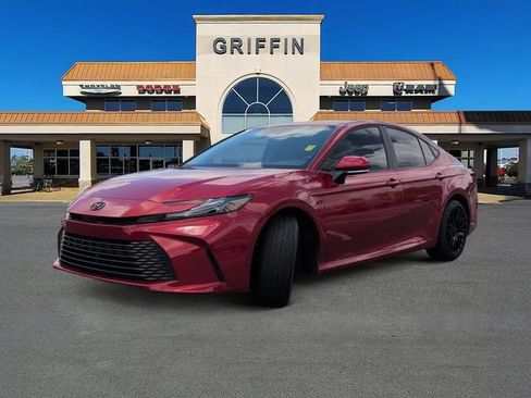 Used 2026 Toyota Camry LE FWD image 11