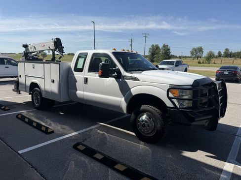 Used 2014 Ford F350 XL w/ Power Equipment Group AWD/4WD image 4