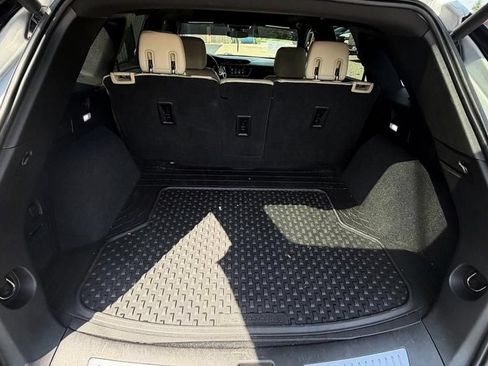 Used 2019 Cadillac XT5 Luxury FWD image 14