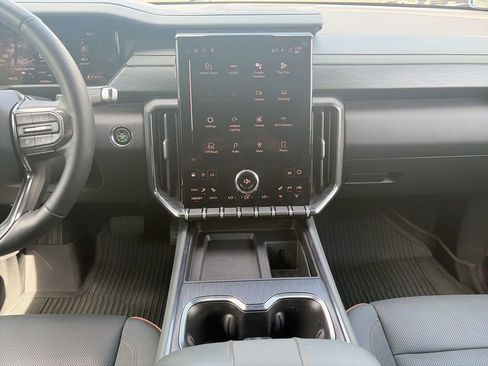 Used 2025 GMC Acadia AT4 w/ LPO, Floor Liner Package AWD/4WD image 12