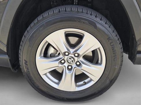Certified 2024 Toyota RAV4 XLE image 22