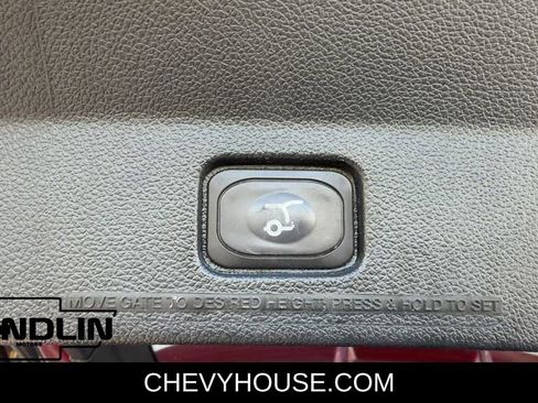 Used 2019 Ford Explorer XLT w/ Equipment Group 202A FWD image 43