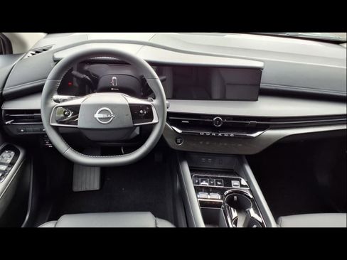 New 2025 Nissan Murano SV image 13